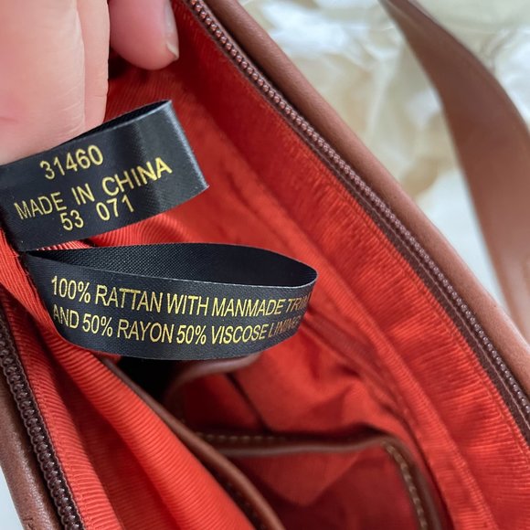 ETIENNE Ratten Hand Bag Faux Leather Trim Strap Center Zipper Pocket Two Pouches - Picture 11 of 15